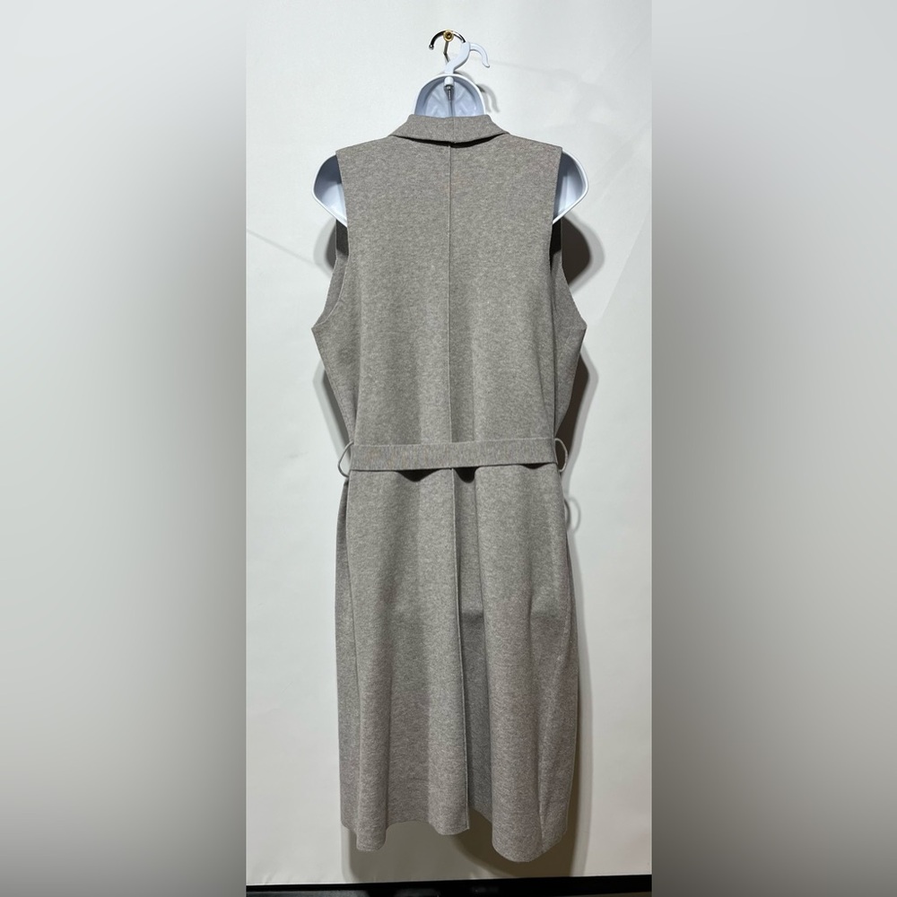 Cupcakes &‎ Cashmere Carmen Sleeveless Cardigan In Heather Grey Size Medium NWT - Picture 3 of 7